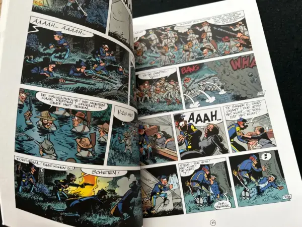 Western De Blauwbloezen Nr 38 - De onderduikers (1996)