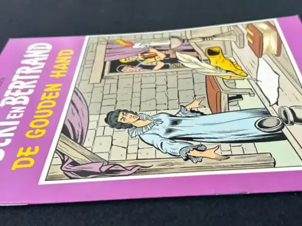 1e drukken SC Robert en Bertrand 49 - De gouden hand (1983)