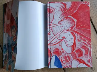 DC Comics Superman: Red & Blue