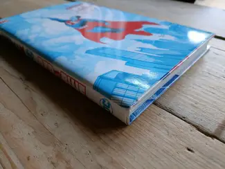 DC Comics Superman: Red & Blue