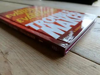 Overig Troublemaker  Book 1   - A Barnaby and Hooker Graphic Novel