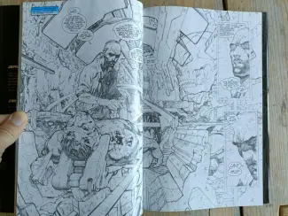 DC Comics Batman Hush Unwrapped Deluxe HC