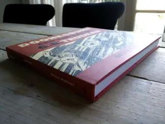 Humor Doonesbury and the Art of G.B. Trudeau  HC