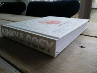 Humor Kinky & Cosy  Luxe Hardcover