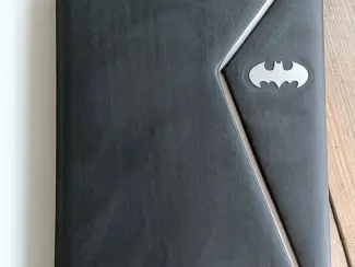 Gestoffeerde uitgaven (ongesigneerd) The Batman Files: Deluxe