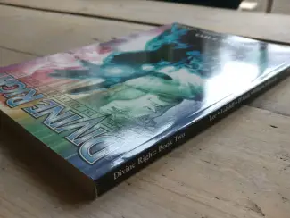 Overig Divine Right TPB #2