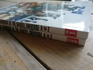 Marvel Comics Official Handbook of the MARVEL Universe A-Z   1+3