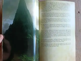 Engels The Seventh Shrine