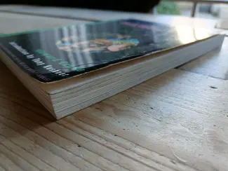 Engels Stuck Rubber Baby