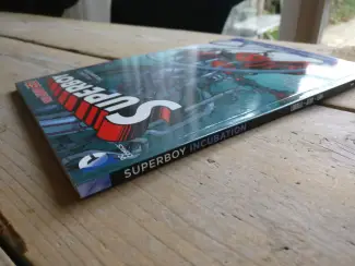 DC Comics Superboy Vol. 1: Incubation TPB (new 52)