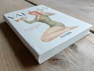 Illustratie boeken Artbook: The Little book of Pin-Up; Vargas - The war years