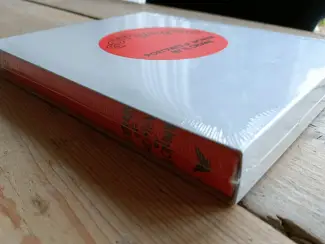 Engels Gotta Have 'Em -  Portraits of women by Robert Crumb