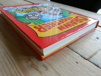 Engels Drawn Together: The Collected Works of R. and A. Crumb