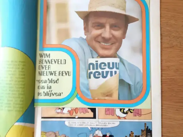Complete reeksen Jaargang Donald Duck's 1970 +inlegkaartje Nieuwe Revue en posters