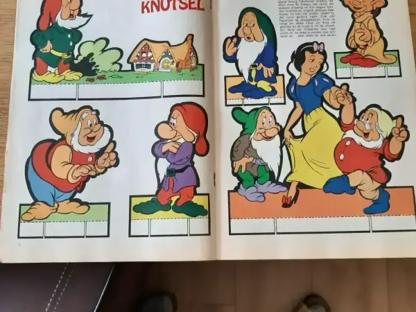 Complete reeksen Jaargang Donald Duck's 1970 +inlegkaartje Nieuwe Revue en posters