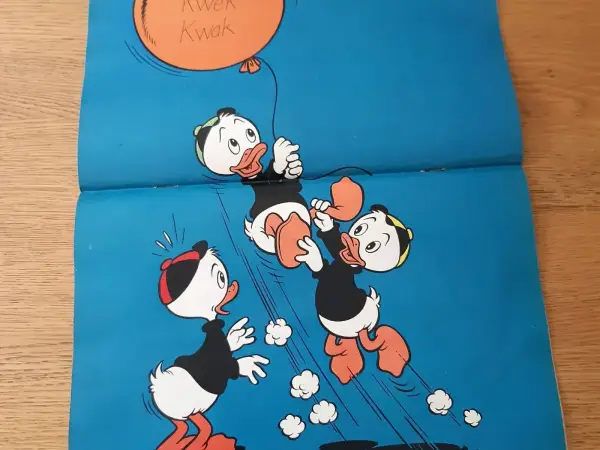 Complete reeksen Jaargang Donald Duck's 1970 +inlegkaartje Nieuwe Revue en posters