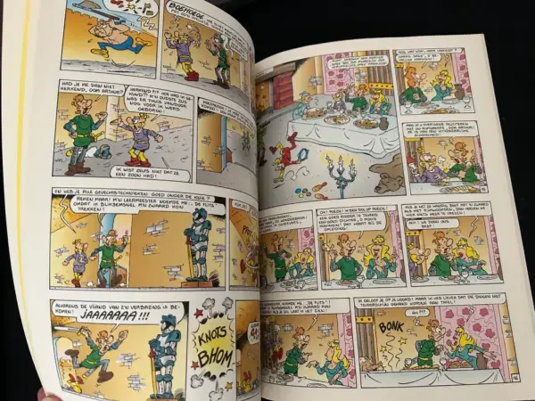 Belgisch & Vandersteen Suske en Wiske - Familiestripboek (1e druk van heruitgave, 1993)