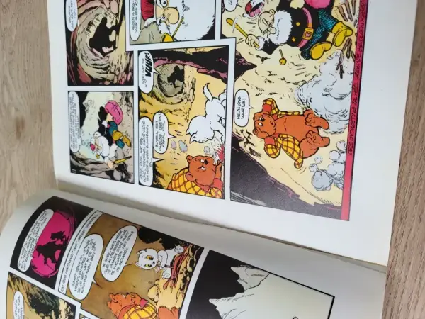 Tekststrips & Toonder Tom Poes en het klerenkoffertje
