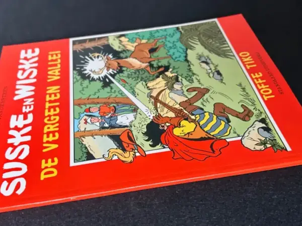 Belgisch & Vandersteen Suske en Wiske - De vergeten vallei + Toffe Tiko (1982)