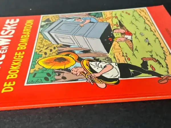 Belgisch & Vandersteen Suske en Wiske - De bokkige bombardon (1e druk, 1976)