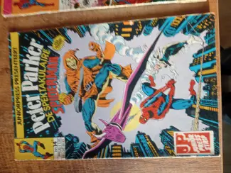  De wonderbaarlijke Spinneman en Peter Parker de spektakulaire Spi